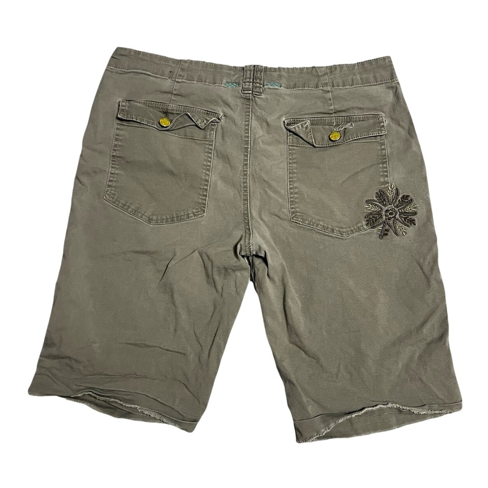 VTG Y2K American Eagle Embroidered Cutoff Shorts, Women's Size 10, Waist 32 in.